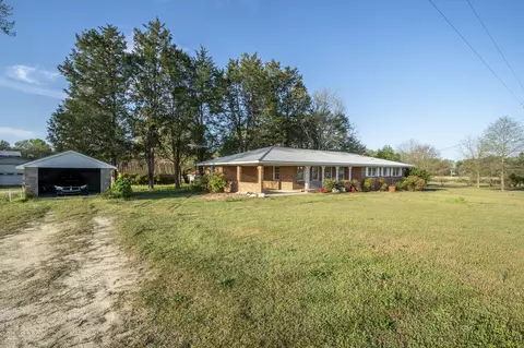 225 Doby Rd, Cameron, NC 28326 photo 4