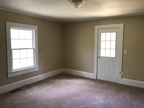 216 Beech St, Hamlet, NC 28345 photo 8