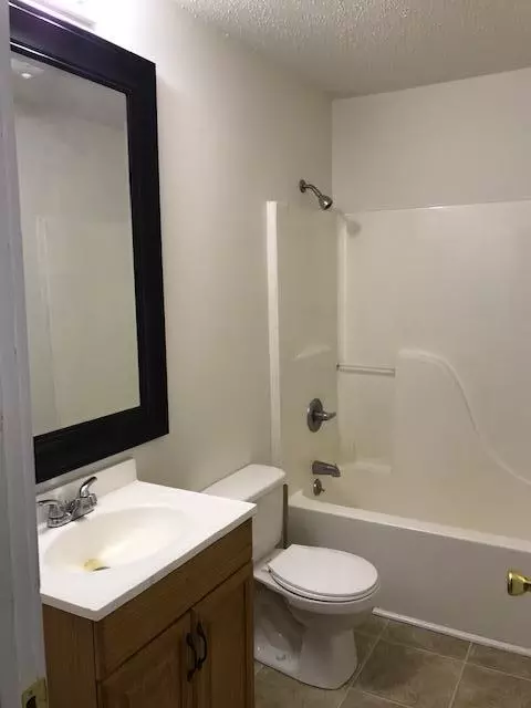 216 Beech St, Hamlet, NC 28345 photo 9