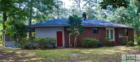 502 E 4th St, Rincon, GA 31326 photo 3