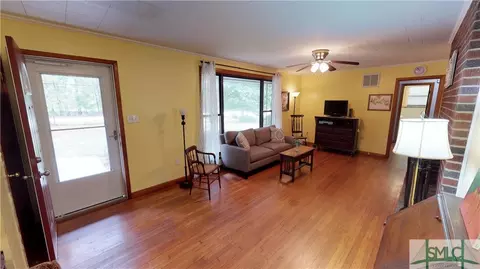 502 E 4th St, Rincon, GA 31326 photo 10