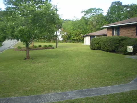 100 Madison Ave, Hamlet, NC 28345 photo 4