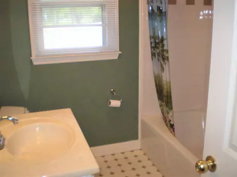 100 Madison Ave, Hamlet, NC 28345 photo 14