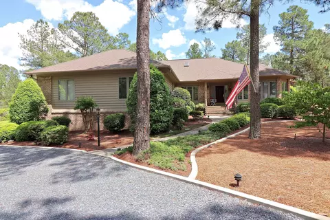 30 Glasgow Dr, Pinehurst, NC 28374 photo 1