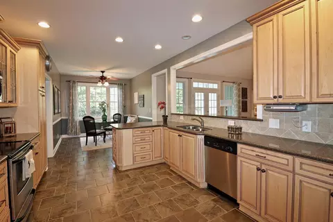 428 Longleaf Dr, West End, NC 27376 photo 11