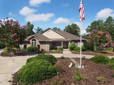 64 Kilbride Dr, Pinehurst, NC 28374 photo 1