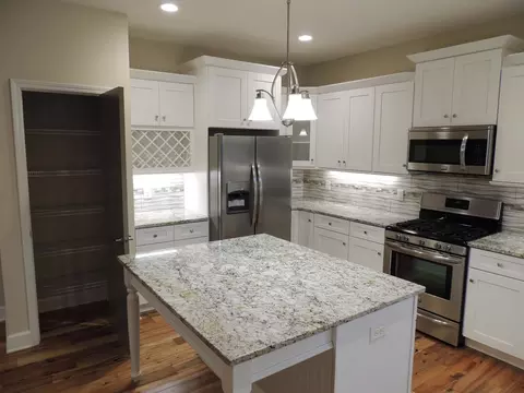 205 Devon Cir, Aberdeen, NC 28315 photo 13