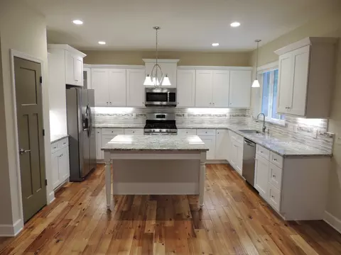 205 Devon Cir, Aberdeen, NC 28315 photo 12
