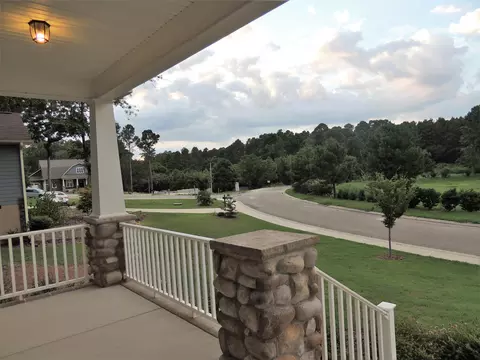 205 Devon Cir, Aberdeen, NC 28315 photo 4
