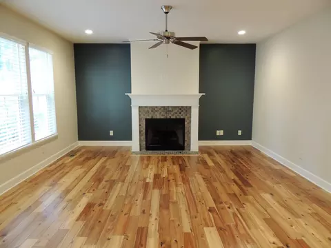 205 Devon Cir, Aberdeen, NC 28315 photo 9