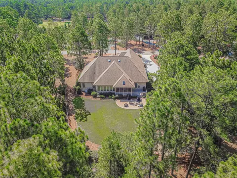 36 Abbottsford Dr, Pinehurst, NC 28374 photo 3