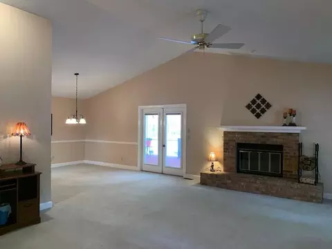 137 E Devonshire Ave, West End, NC 27376 photo 7