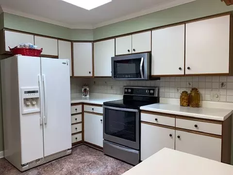 137 E Devonshire Ave, West End, NC 27376 photo 14
