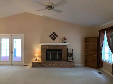 137 E Devonshire Ave, West End, NC 27376 photo 9