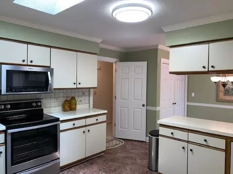 137 E Devonshire Ave, West End, NC 27376 photo 13