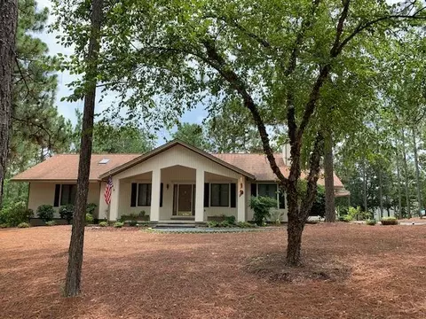 137 E Devonshire Ave, West End, NC 27376 photo 1