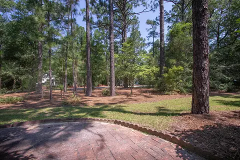 90 E Mccaskill Rd, Pinehurst, NC 28374 photo 12