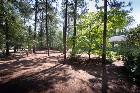 90 E Mccaskill Rd, Pinehurst, NC 28374 photo 3
