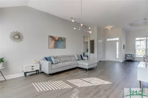 110 Grimsby Rd, Savannah, GA 31407 photo 4