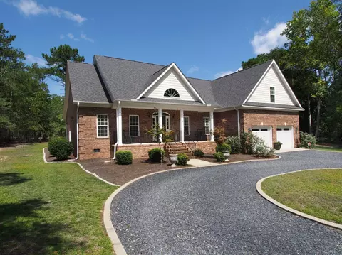 1 E Mcdonald Rd, Pinehurst, NC 28374 photo 1