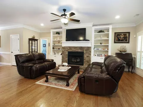 1 E Mcdonald Rd, Pinehurst, NC 28374 photo 8
