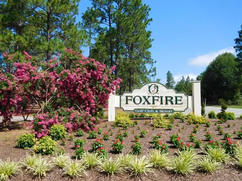55 S Shamrock Dr, Foxfire, NC 27281 photo 2