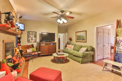 118 Whistle Rd, Hamlet, NC 28345 photo 4