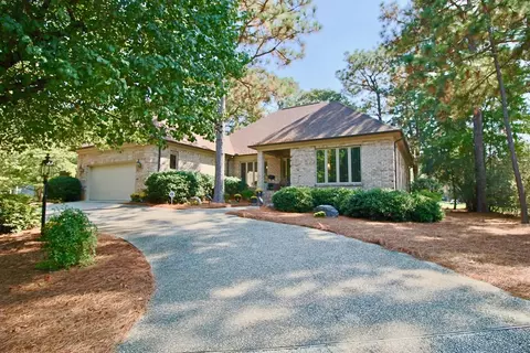 125 Turtle Point Rd, Pinehurst, NC 28374 photo 3