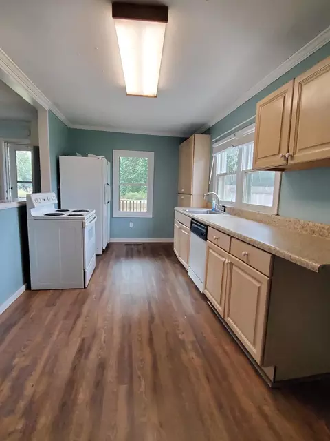 169 North St, Hamlet, NC 28345 photo 5