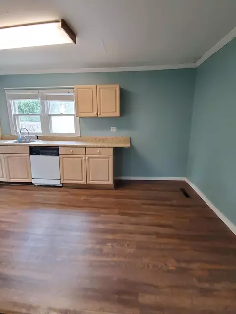 169 North St, Hamlet, NC 28345 photo 6