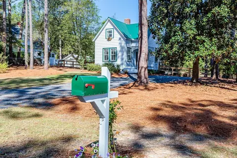 560 E New England Ave, Pinebluff, NC 28373 photo 2