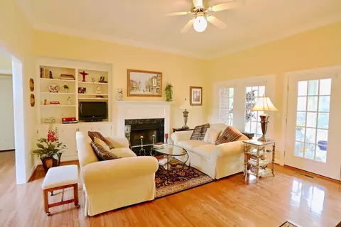 670 Burning Tree Rd, Pinehurst, NC 28374 photo 4