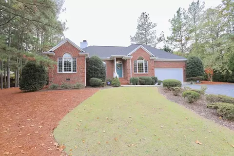 670 Burning Tree Rd, Pinehurst, NC 28374 photo 2