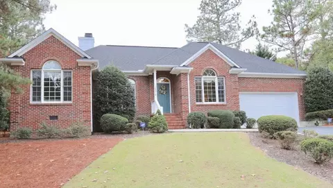 670 Burning Tree Rd, Pinehurst, NC 28374 photo 1