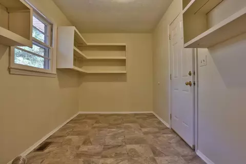 204 James Ave, Hamlet, NC 28345 photo 7