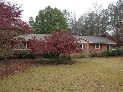 615 E Philadelphia Ave, Pinebluff, NC 28373 photo 1