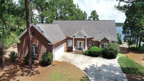 329 Longleaf Dr, West End, NC 27376 photo 2