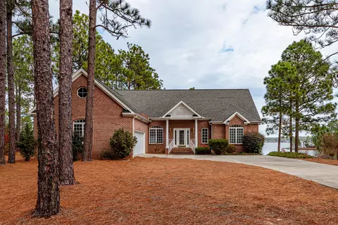 329 Longleaf Dr, West End, NC 27376 photo 7