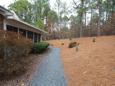 271 Longleaf Dr, West End, NC 27376 photo 33