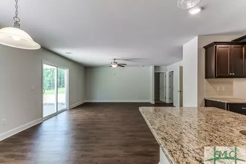 621 Bledsoe Dr, Guyton, GA 31312 photo 9