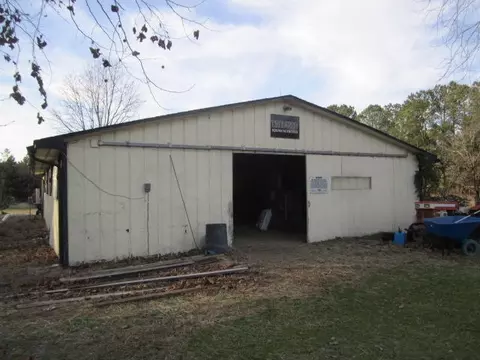 104 N Berry St, Pinebluff, NC 28373 photo 5