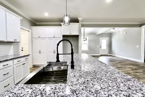 243 W Devonshire Ave, West End, NC 27376 photo 9