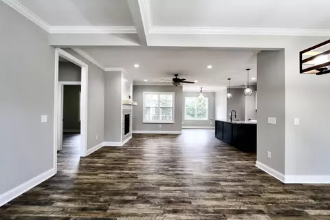 243 W Devonshire Ave, West End, NC 27376 photo 3