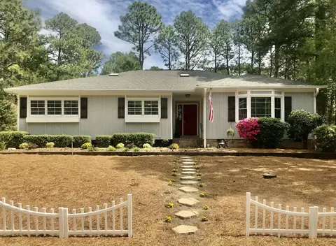 40 Thunderbird Ln, Pinehurst, NC 28374 photo 1
