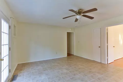 107 Lillians Ln, Hamlet, NC 28345 photo 8