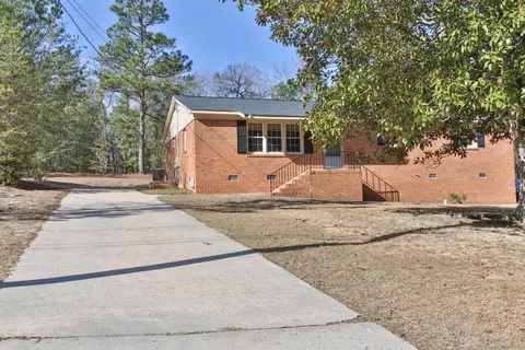107 Lillians Ln, Hamlet, NC 28345 photo 2