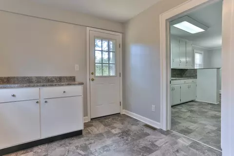610 Jefferson St, Hamlet, NC 28345 photo 12