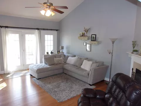 190 S Erfie Dr, Pinebluff, NC 28373 photo 4