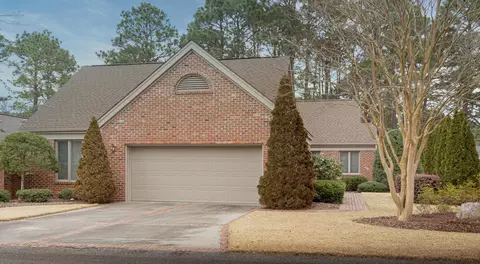 20 Lochwinnock Ln, Pinehurst, NC 28374 photo 1