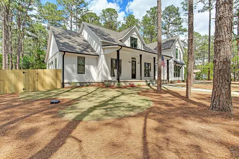 126 Turner Rd, Pinehurst, NC 28374 photo 3
